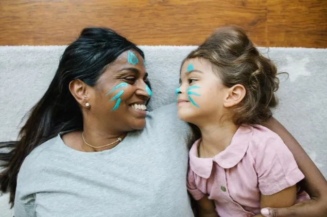 dfe-woman-child-face-painted