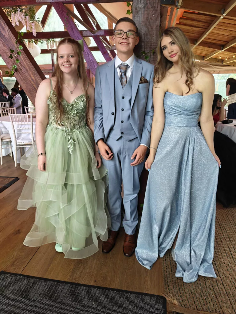 Durham Academy Students Celebrate in Style at Memorable Year 11 Prom