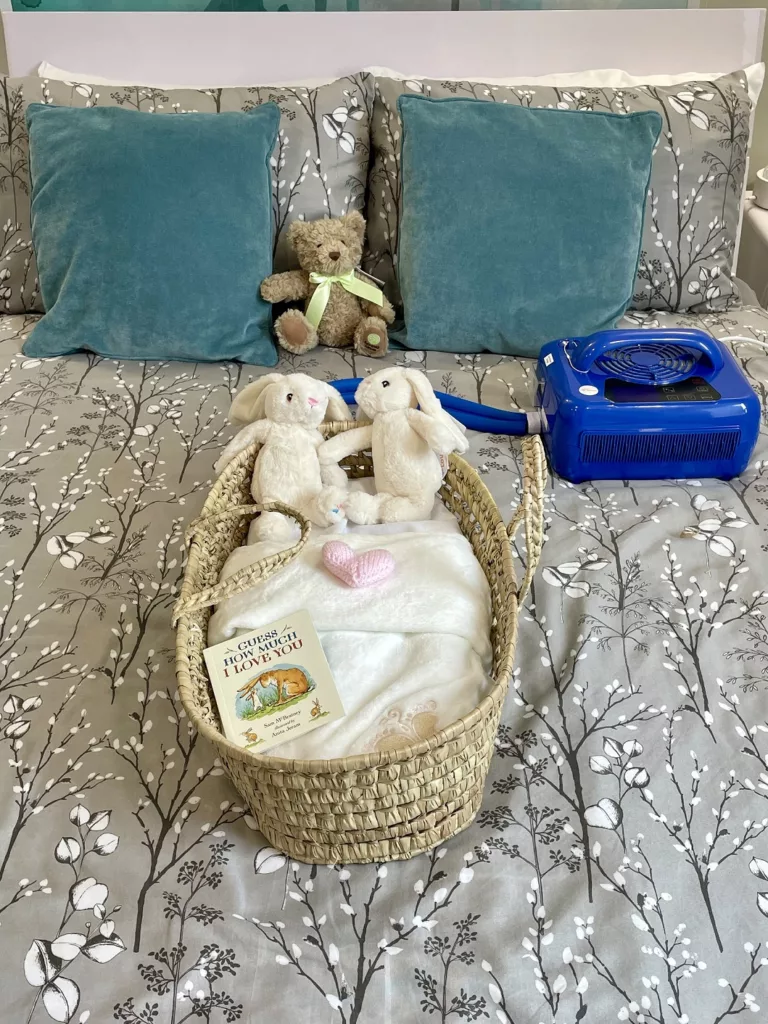 Family Donates Cuddle Cot to Darlington Memorial Hospital in Memory of Baby Bonnie
