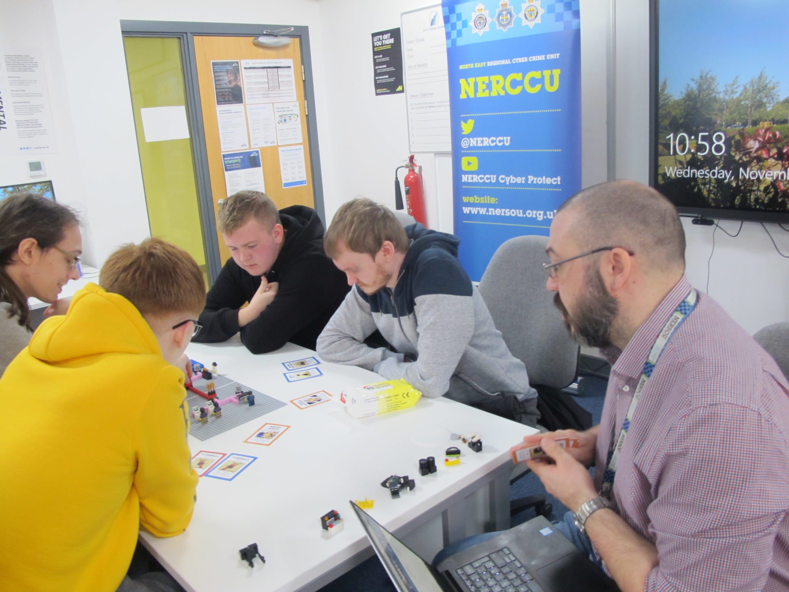 Cyber experts help students to become security