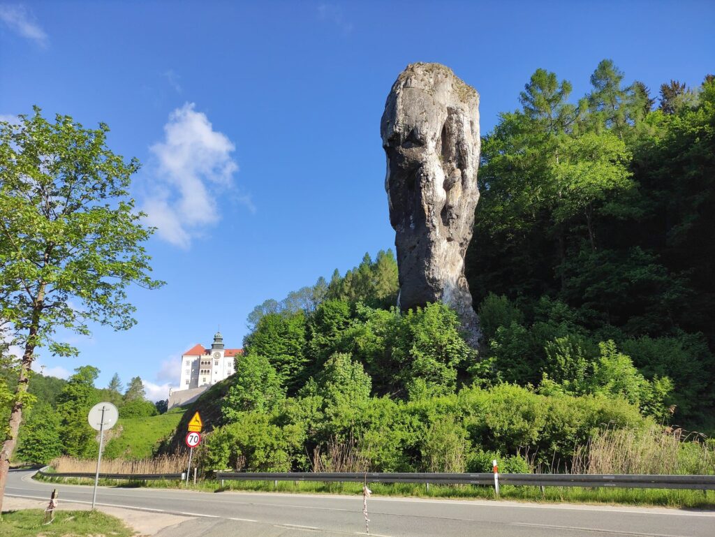 Maczuga Herkulesa Ojcowski Park Narodowy / Hercules' Club in Ojców National Park near Kraków - credit: Karel Frydrýšek, CC BY-SA 4.0