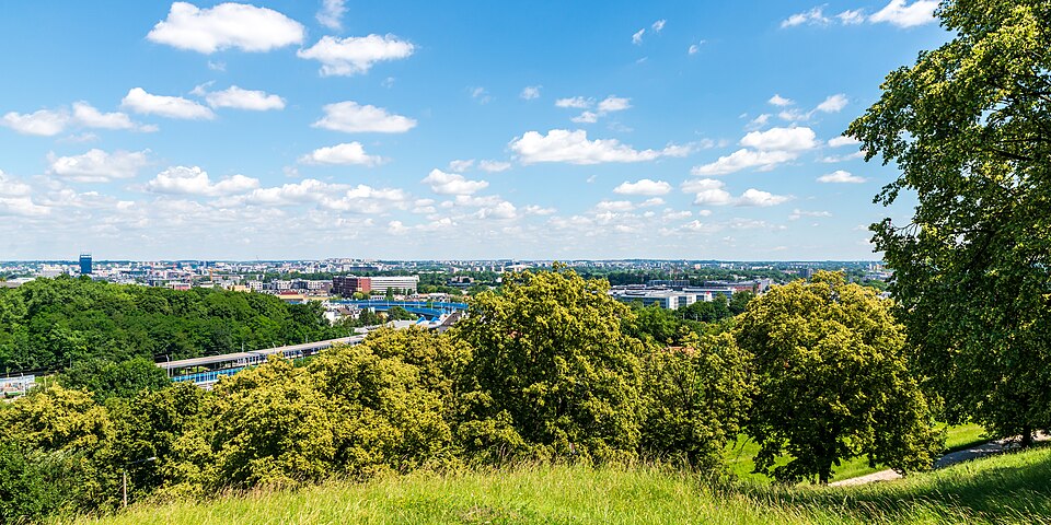 Krakow ranked 5th among the happiest cities in the world -  View of Krakow / image credit: HansenHimself