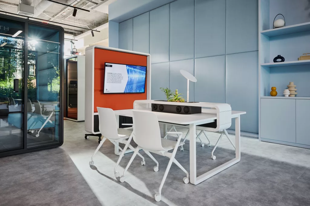 hushSpot coworking table