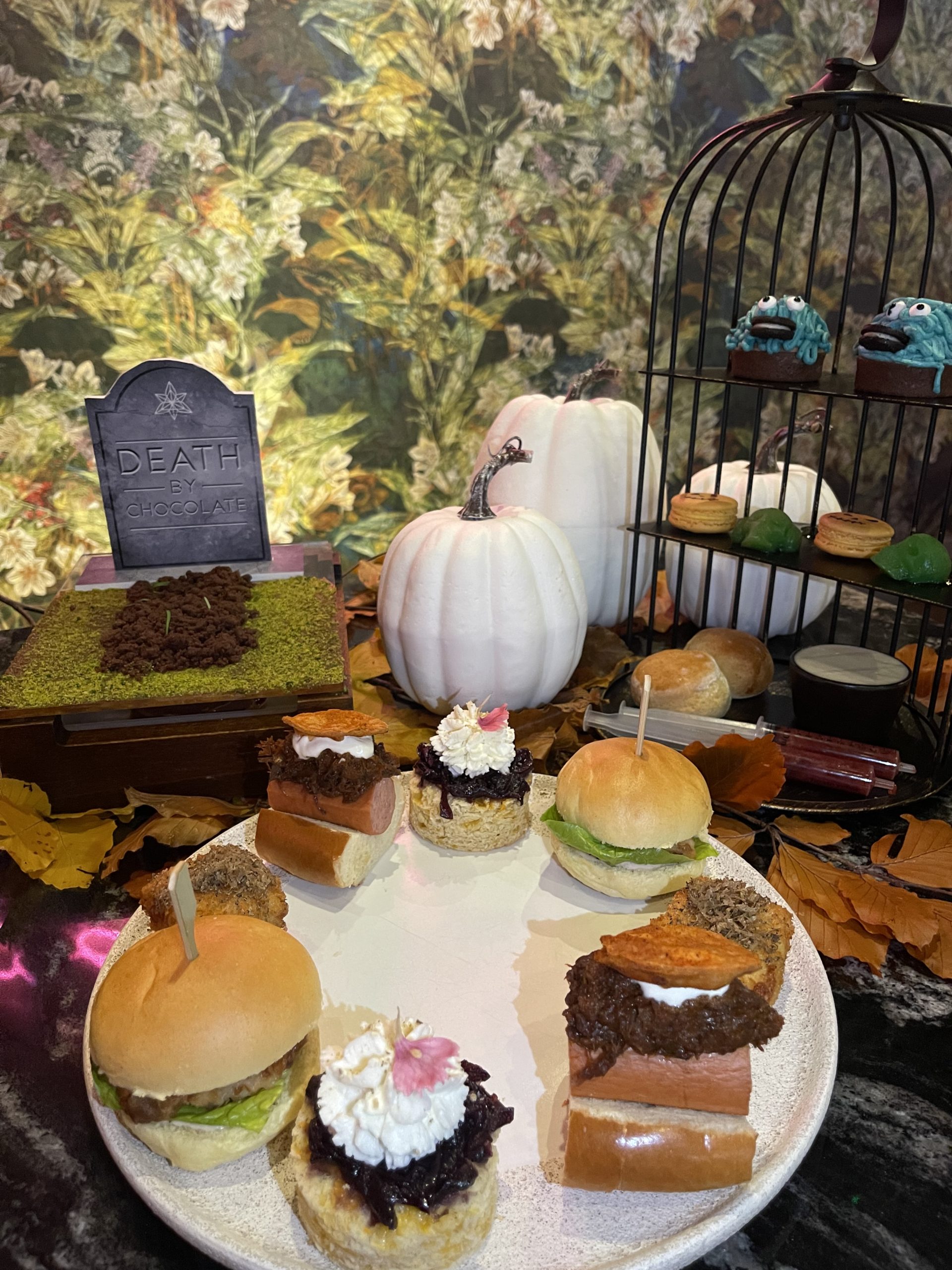 Pumpkin-Flavoured Treat And Cocktails This Halloween!