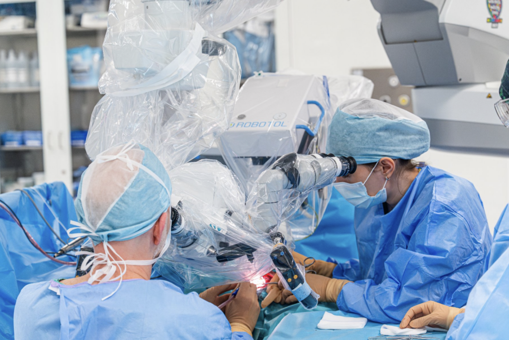 RobOtol Revolutionises Ear Surgery in Poznań