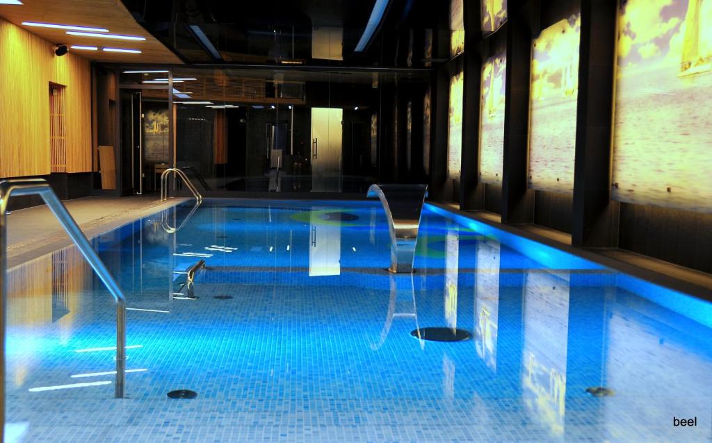hotels with pool Poznań