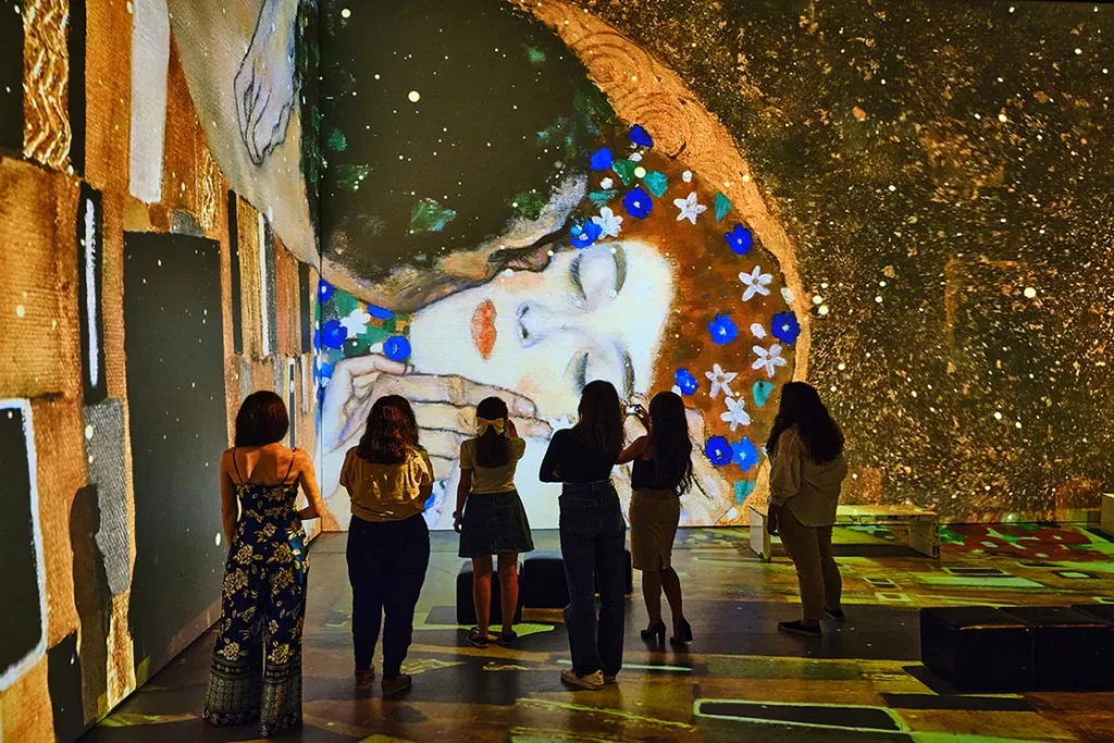 Immersive Klimt Exhibition Poznań – Golden Art Experience
