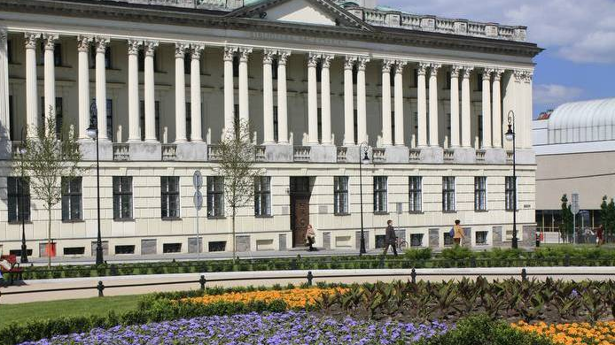 3 Must-Do Walking Trails in Poznań for Architecture Lovers