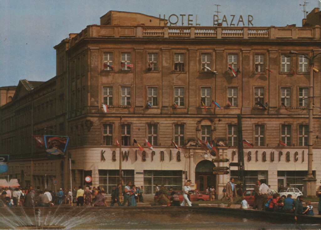 The Oldest Restaurants in Poznań: Bazar 1838, Ratuszowa, and the Living History of the Old Market Square.
