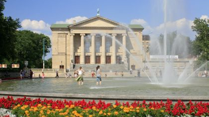 3 Must-Do Walking Trails in Poznań for Architecture Lovers