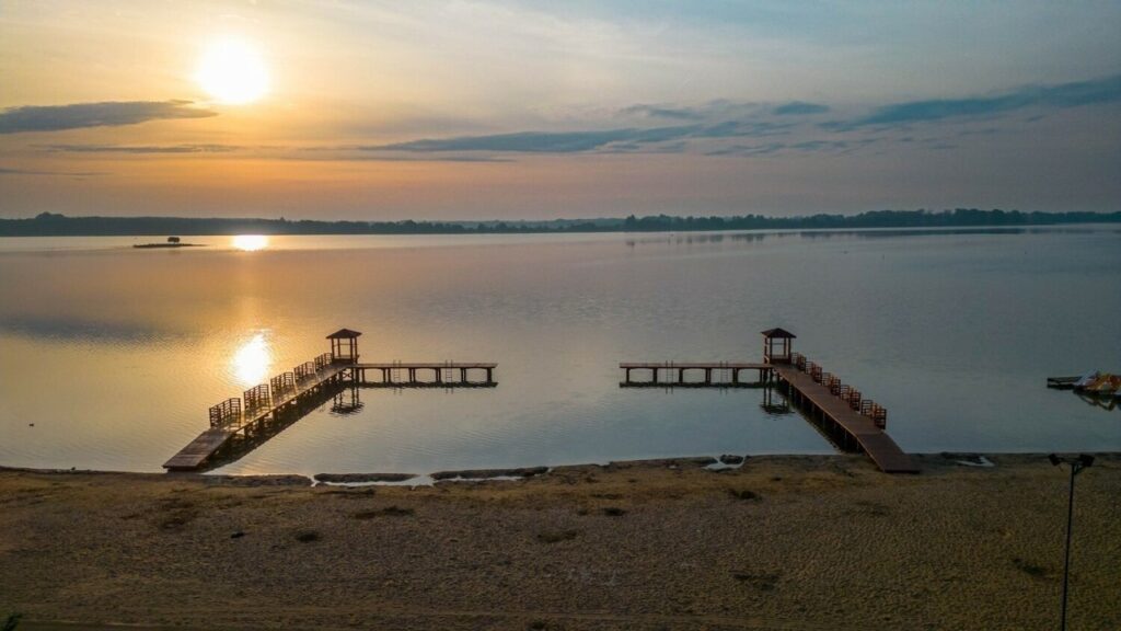Lake Powidzkie. Photo: Janusz Nowak.