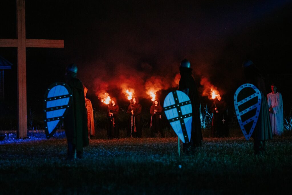 Orzeł i Krzyż