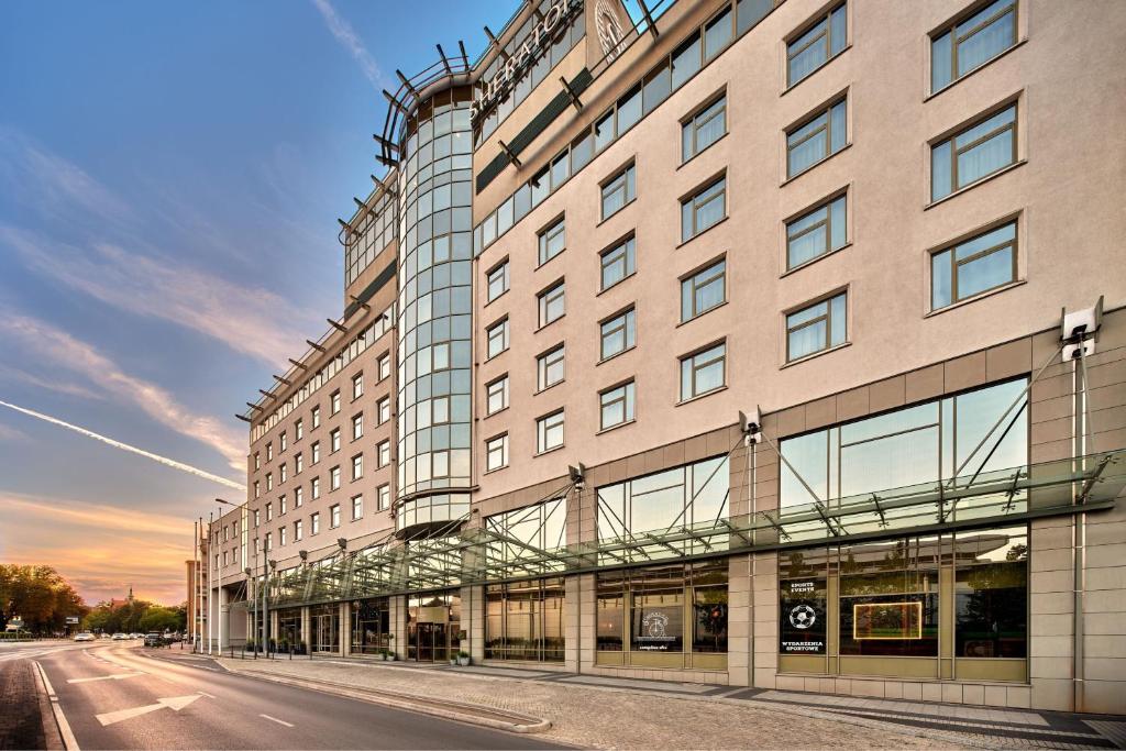 Hotels with  pool  Poznań