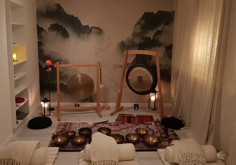 Gong and Singing Bowl Concert at Studio Gramis Interior