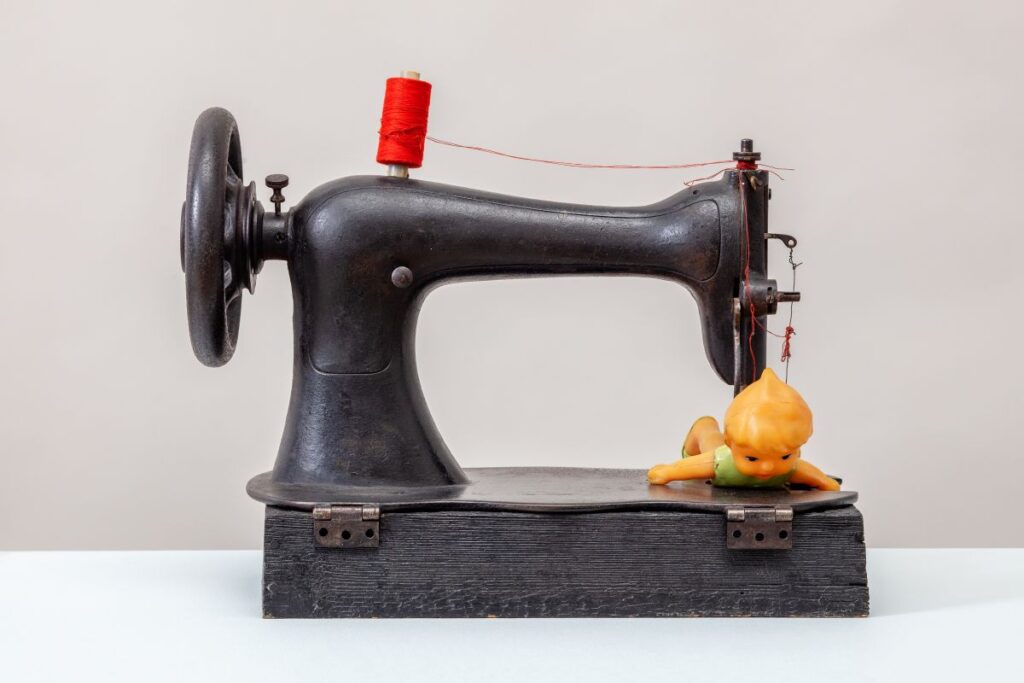 Sewing a personality (Wyszywanie charakteru) Władysław Hasior 