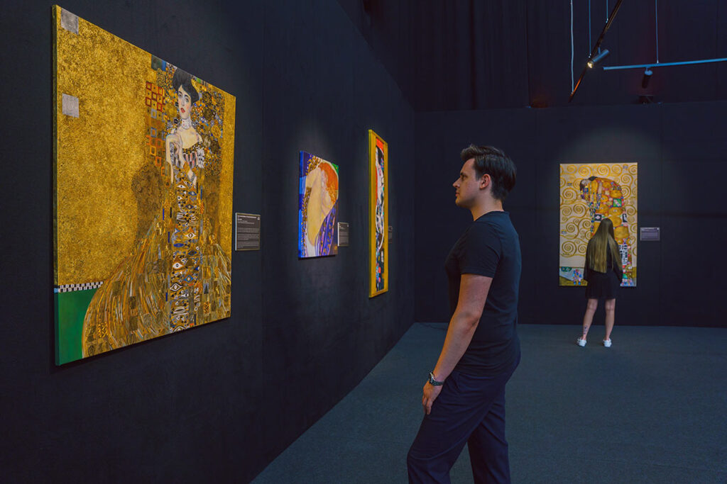 Immersive Klimt Exhibition Poznań – Golden Art Experience
