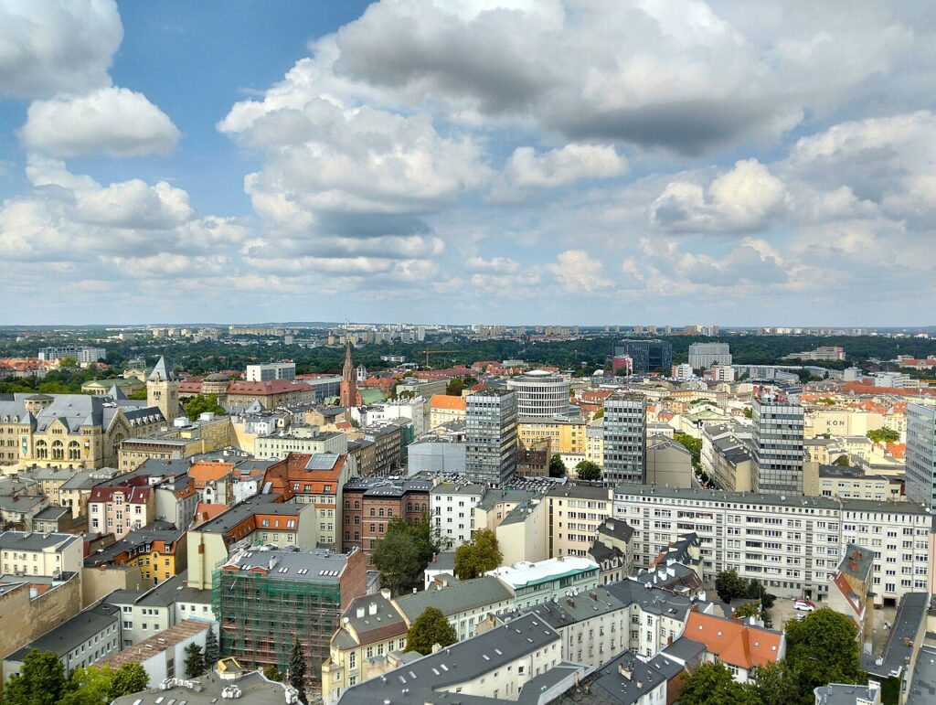 Poznań city panorama seen from the UEP, MOs810, CC BY 4.0
