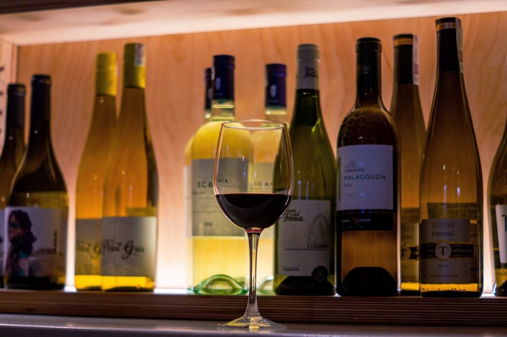 Wine Bars and Tastings in Poznań: Where to Drink Locally; Wine Bars Poznań