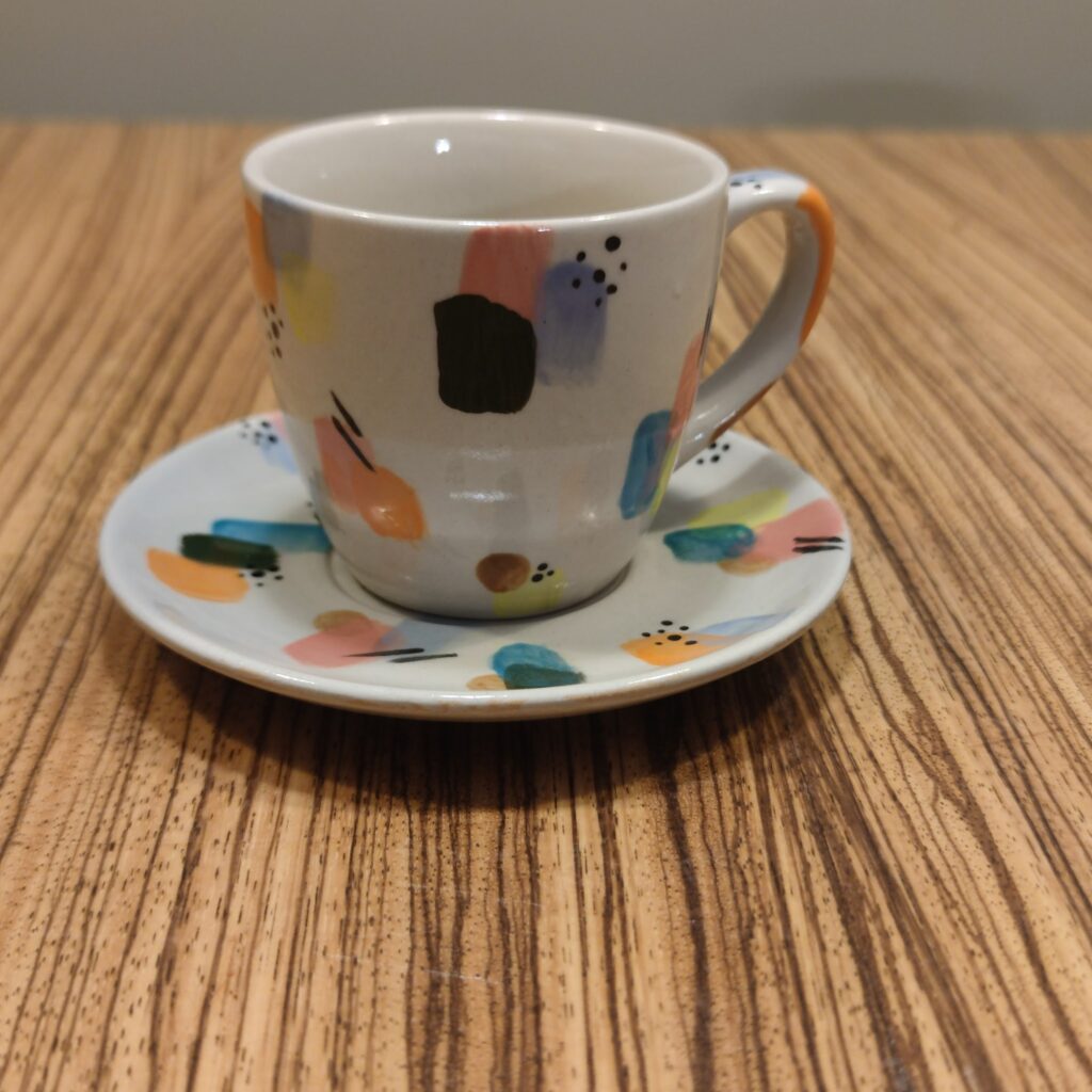 Ceramic Painting at Klub na Fali: A Relaxing Sunday Activity in Poznań