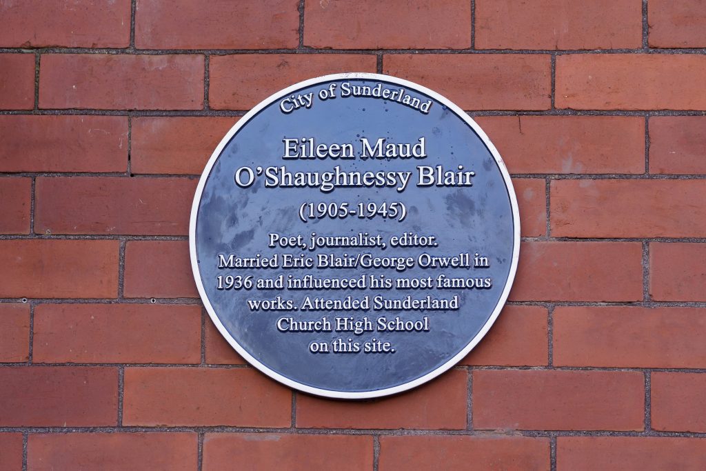 Unveiling the Blue Plaque of Eileen O'Shaughnessy in Sunderland