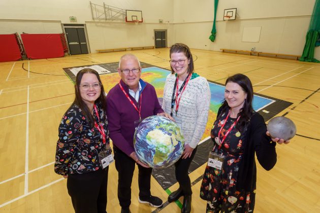 (L-R) Trainee teacher Nicola McCoy, Jim Christensen, University of Sunderland STEMM Outreach Officer Laura Bell and trainee teacher Katrina Bainbridge