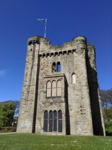 HyltonCastle2