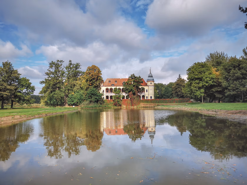 Walking Trails in Wrocław: 3 Scenic Routes to Fall in Love with the City