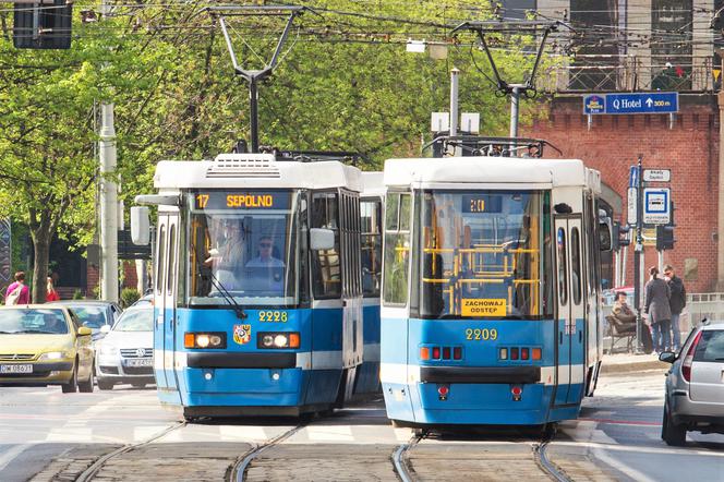 How to Use Public Transport in Wrocław: A Complete and Simple Guide for Tourists and Expats