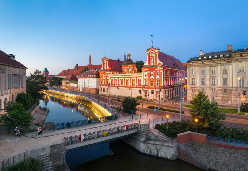 Wildlife in the Odra River: Discover the Vibrant Nature of Wrocław